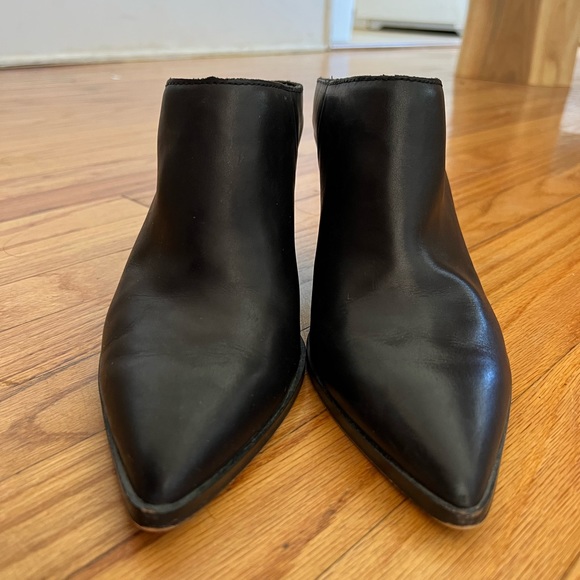 Barely Worn Dolce Vita ankle booties size 9 - Picture 3 of 5